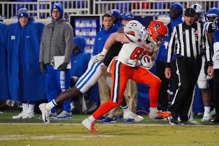 Georgia Tech tight end Luke Benson